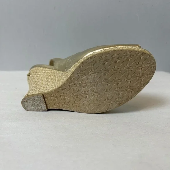 Lilly Pulitzer Shoes Womens 5.5 Gold Sandals Wedge Heels Slingback Kristen - Picture 15 of 15